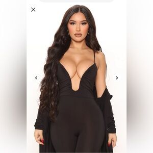 Fashion Nova Elegant Black Jumpsuit size Small